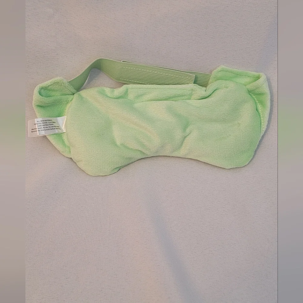 NWOT Anti Stress Sinus Pillow Light Green Plush Sleep Mask
